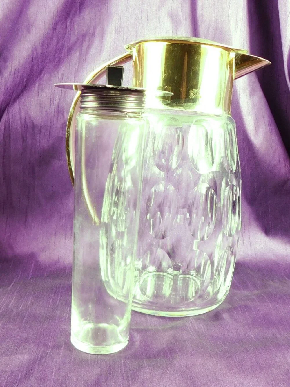 Large Crystal Wine Decanter with Ice Insert # 27157
